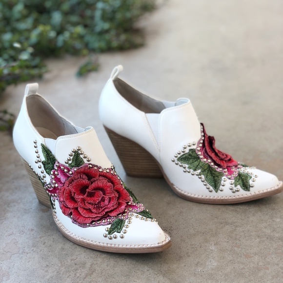 white floral boots